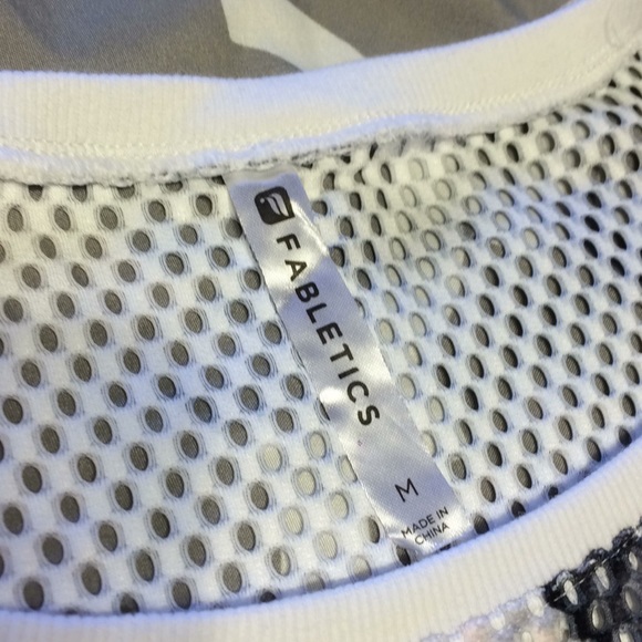 Fabletics floral mesh top - Picture 3 of 5